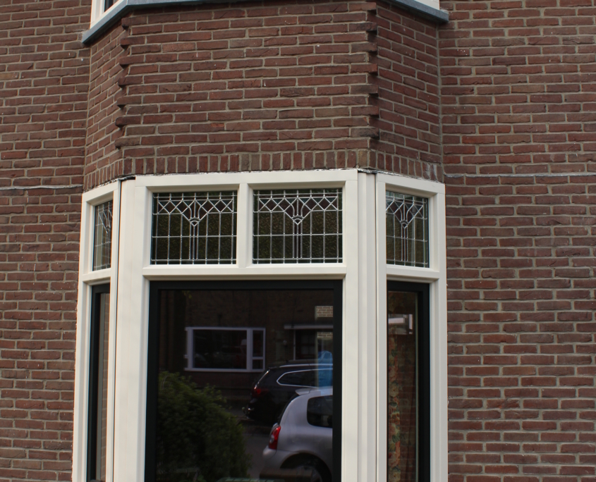 Select Windows Drachten - renovatie erkers kunststof kozijnen