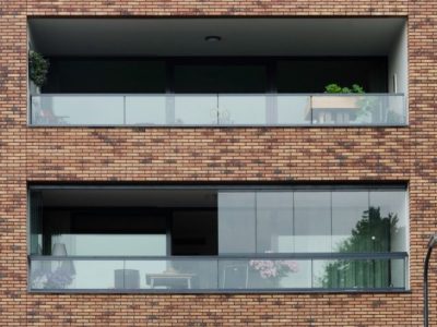 Select Windows Drachten - balkonbeglazing glazen schuifwand